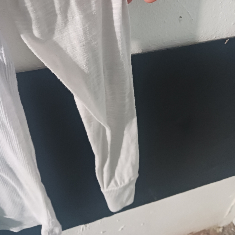 No Boundaries Women Pocket Basic Long Sleeve Shirt - Picture 4 of 8